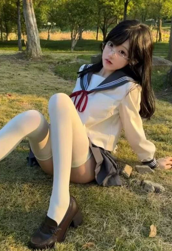 抖音12w粉福利姬@神再佑我璐酱 尺度合集2