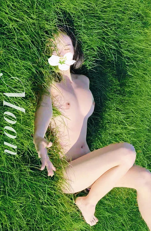 推特美女@魔王的斗篷Moon私拍户外唯美尺度图4